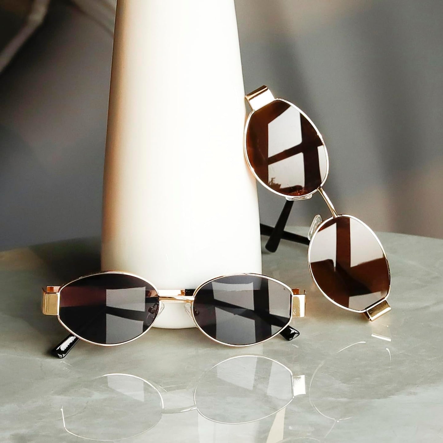 Oval Sunglasses Womens Men Retro Trendy Sun Glasses Classic Metal Shades K1653