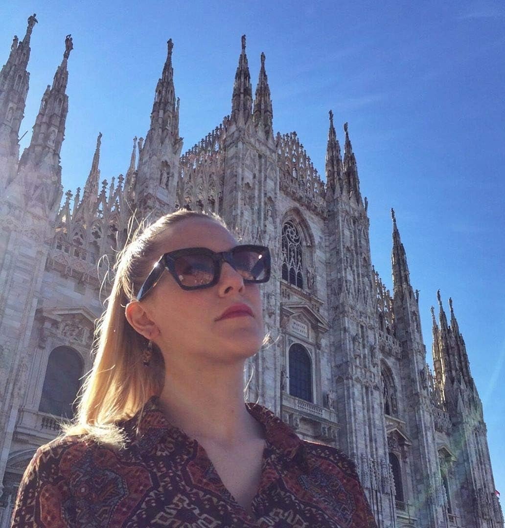 Classic Women Sunglasses Fashion Thick Square Sun Glasses Chunky Frame UV400 B2471 - WORLD TIME VISITS